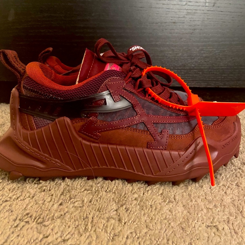 OFF WHITE shoes. WORN ONCE 100% Authentic Size 38.